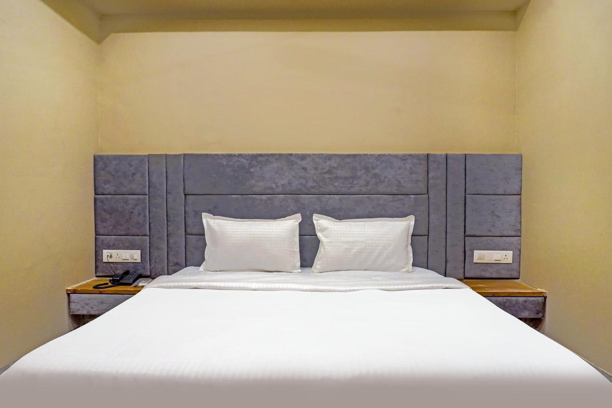 Hotel Nest Inn Bombay Exterior foto